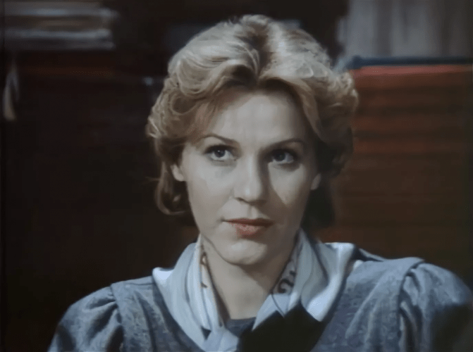 Одна из самых популярных, обаятельных и женственных актрис 80-х годов: как сложилась судьба Анны Каменковой